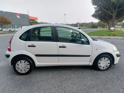 Citroën C3 2007 - 4490 EUR, 259408 km - AUTO.MOTO.pt - 259408km - foto 9 de 26