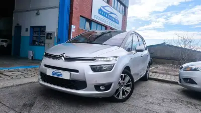 Citroën C4 Grand Picasso 2015 - 10900 EUR, 175000 km - AUTO.MOTO.pt - 175000km - foto 16 de 20