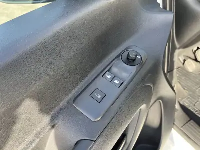 Toyota 2021 - 13950 EUR, 115000 km - AUTO.MOTO.pt - 115000km - foto 17 de 30