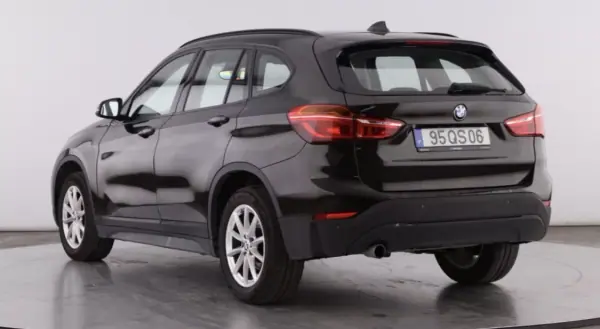BMW X1 2016 - 15499 EUR, 151121 km - AUTO.MOTO.pt - 151121km - foto 4 de 8