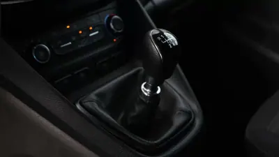 Ford Transit Connect 2022 - 18999 EUR, 62000 km - AUTO.MOTO.pt - 62000km - foto 9 de 19