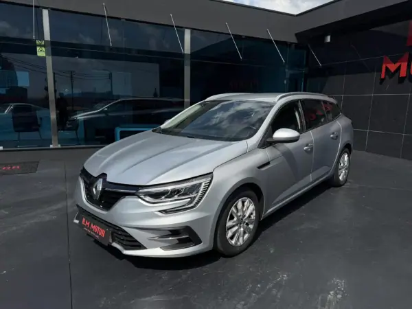 Renault Mégane Sport Tourer 2020 - 10900 EUR, 265000 km - AUTO.MOTO.pt - 265000km - foto 5 de 9