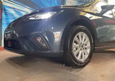 SEAT Ibiza 2024 - 17999 EUR, 1000 km - AUTO.MOTO.pt - 1000km - foto 17 de 40