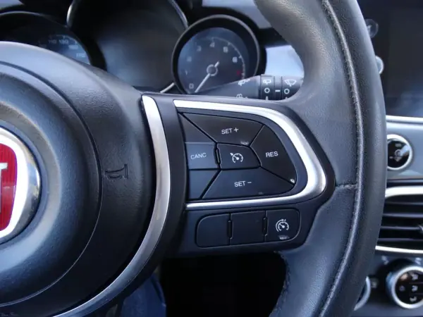 Fiat 500X 2019 - 12890 EUR, 86127 km - AUTO.MOTO.pt - 86127km - foto 13 de 33