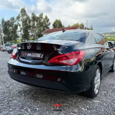 Mercedes-Benz CLA 180 2015 - 17500 EUR, 184000 km - AUTO.MOTO.pt - 184000km - foto 6 de 22