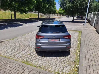 SEAT Arona 2018 - 14990 EUR, 93000 km - AUTO.MOTO.pt - 93000km - foto 5 de 12