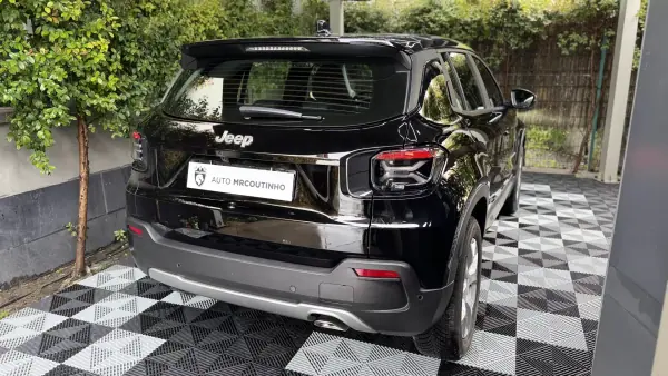 Jeep Avenger 2024 - 20900 EUR, 12166 km - AUTO.MOTO.pt - 12166km - foto 6 de 25