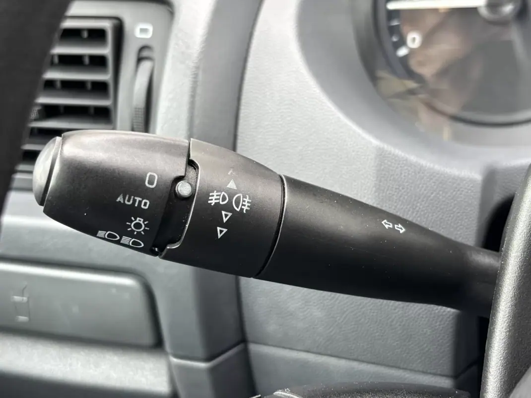 Citroën Jumpy 2015 - 16900 EUR, 135000 km - AUTO.MOTO.pt - 135000km - foto 22 de 39