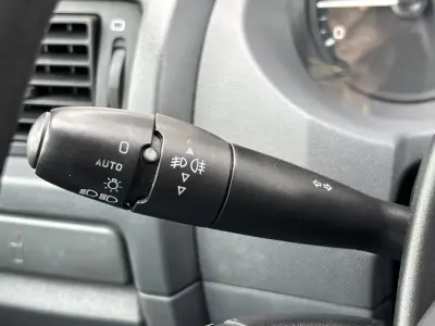 Citroën Jumpy 2015 - 16900 EUR, 135000 km - AUTO.MOTO.pt - 135000km - foto 22 de 39