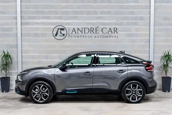 Citroën e-C4 2024 - 22950 EUR, 11949 km - AUTO.MOTO.pt - 11949km - foto 4 de 55