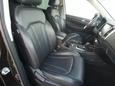 SsangYong Musso 2018 - 27500 EUR, 132000 km - AUTO.MOTO.pt - 132000km - foto 21 de 50