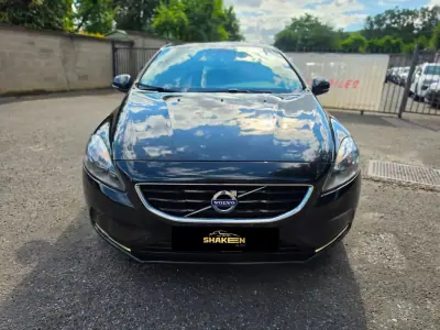 Volvo V40 2015 - 11750 EUR, 178697 km - 178697km - foto 2 de 18