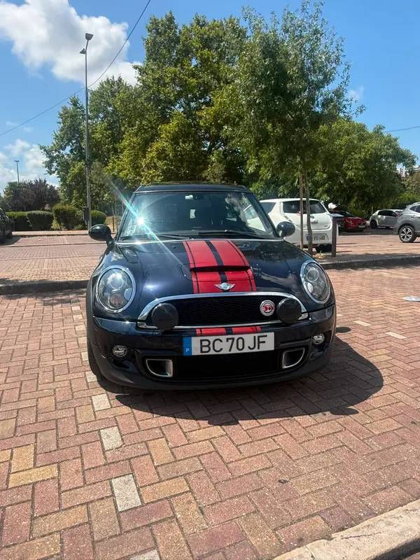 MINI Clubman 2012 - 10990 EUR, 239000 km - AUTO.MOTO.pt - 239000km - foto 16 de 16
