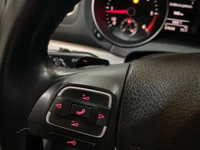 Volkswagen Golf Variant 2008 - 7950 EUR, 267609 km - AUTO.MOTO.pt - 267609km - foto 10 de 20