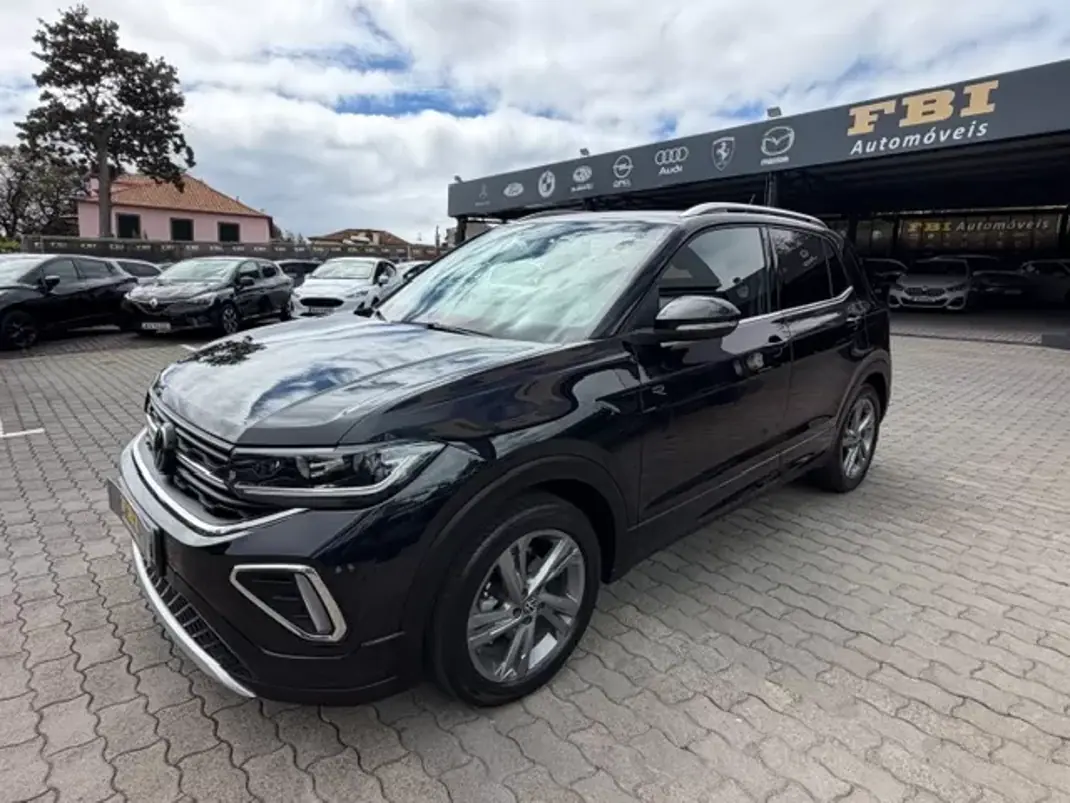 Volkswagen T-Cross 2024 - 26900 EUR, 52300 km - AUTO.MOTO.pt - 52300km - foto 1 de 12
