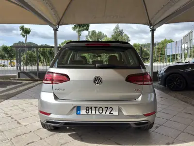 Volkswagen Golf 2017 - 15950 EUR, 151736 km - AUTO.MOTO.pt - 151736km - foto 7 de 34