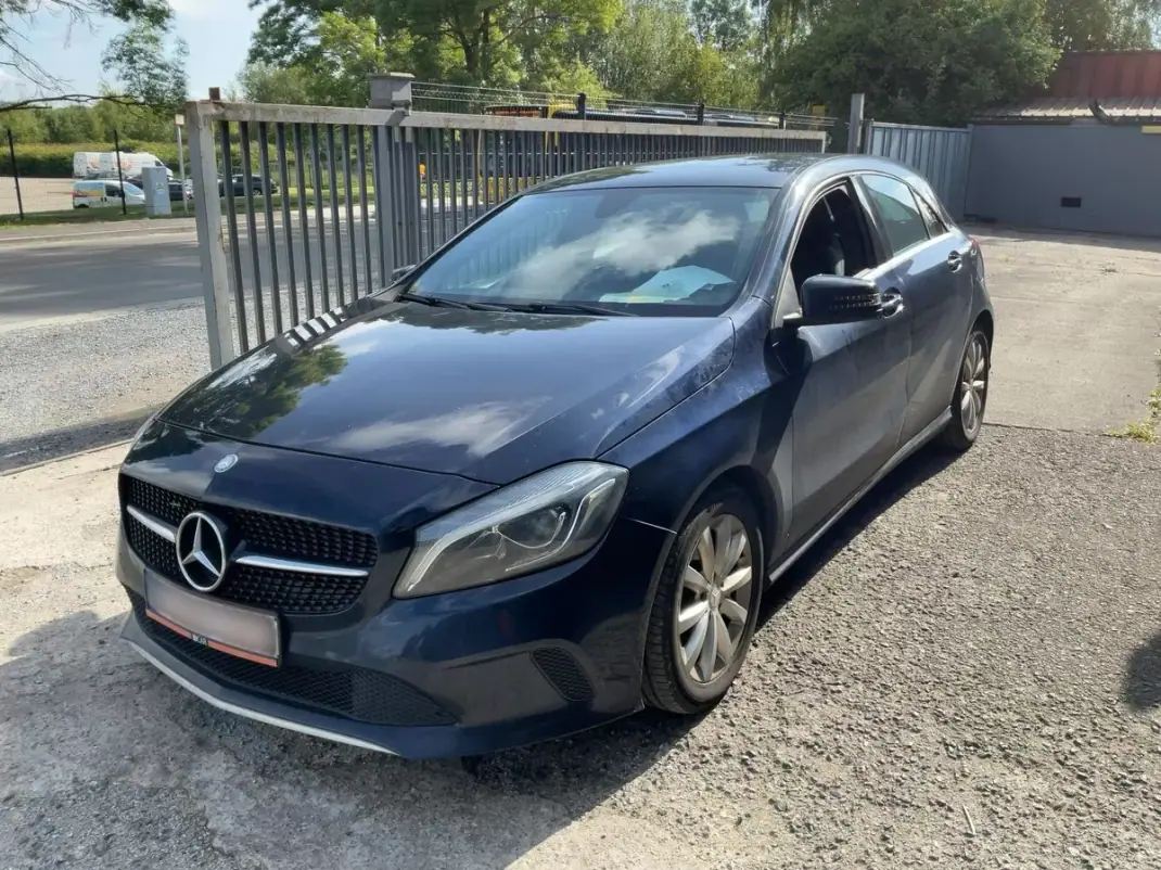 Mercedes-Benz A 180 2017 - 14750 EUR, 189300 km - AUTO.MOTO.pt - 189300km - foto 1 de 7