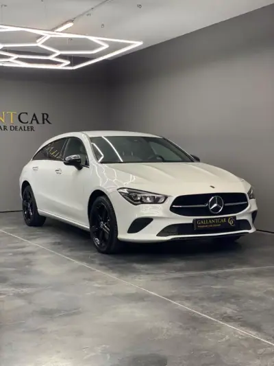 Mercedes-Benz CLA 250 2023 — foto 3 de 13