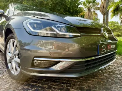 Volkswagen Golf 2018 - 17490 EUR, 134500 km - AUTO.MOTO.pt - 134500km - foto 27 de 38