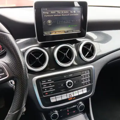 Mercedes-Benz CLA 180 2017 - 18500 EUR, 182678 km - AUTO.MOTO.pt - 182678km - foto 19 de 23