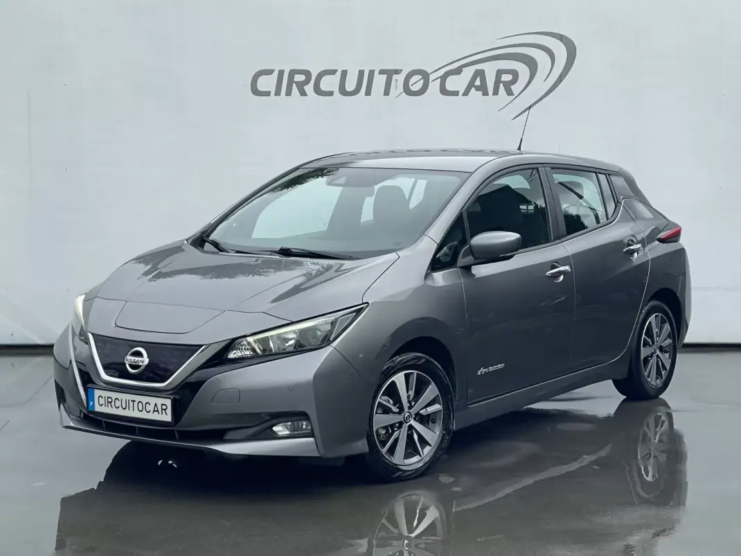 Nissan Leaf 2019 - 13250 EUR, 96481 km - AUTO.MOTO.pt - 96481km - foto 1 de 3