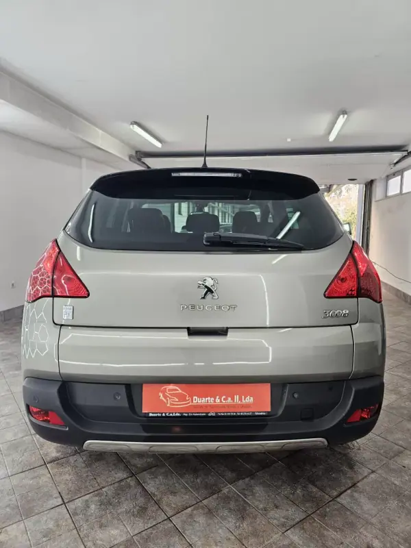 Peugeot 3008 2013 - 10990 EUR, 238991 km - AUTO.MOTO.pt - 238991km - foto 9 de 26