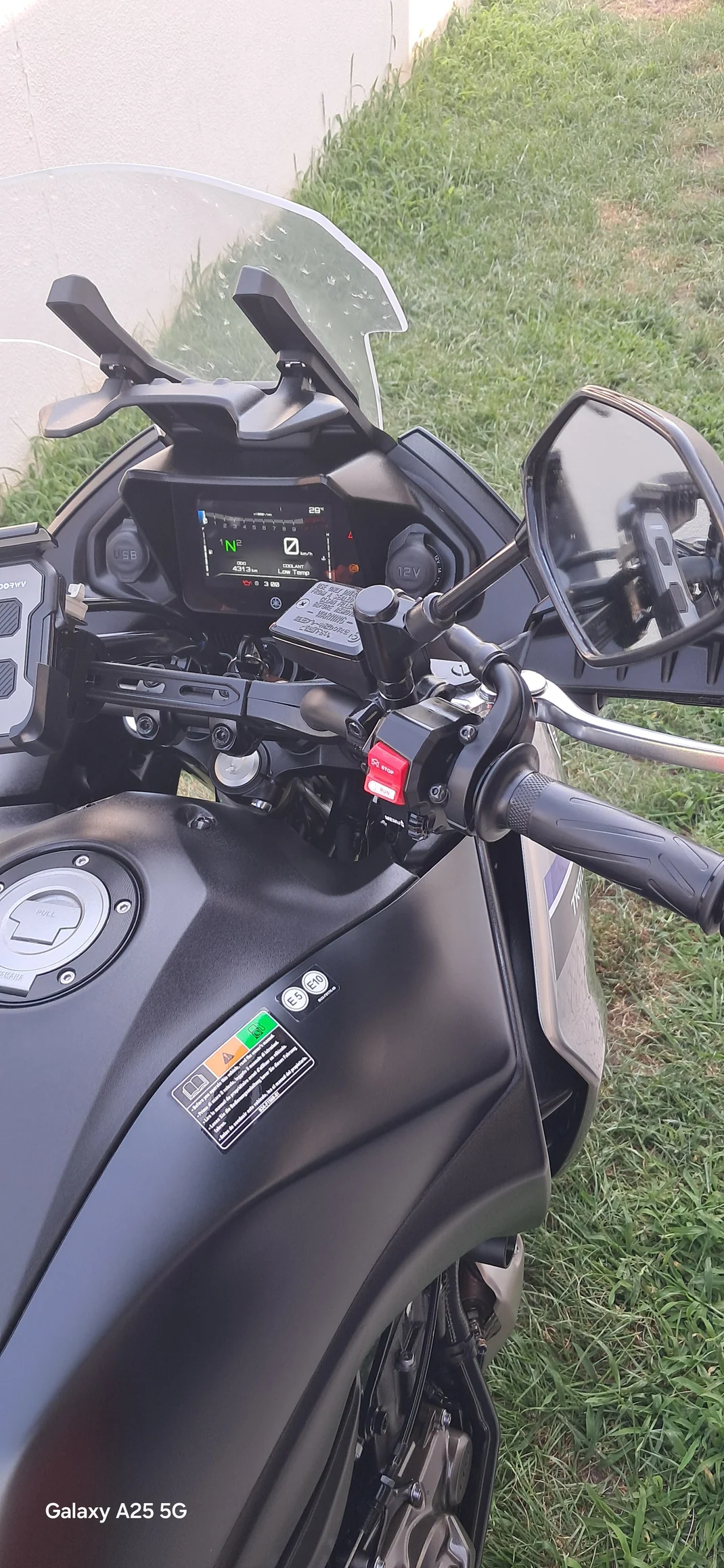 Yamaha MT 07 2023 - 8000 EUR, 4500 km - AUTO.MOTO.pt - 4500km - foto 8 de 17