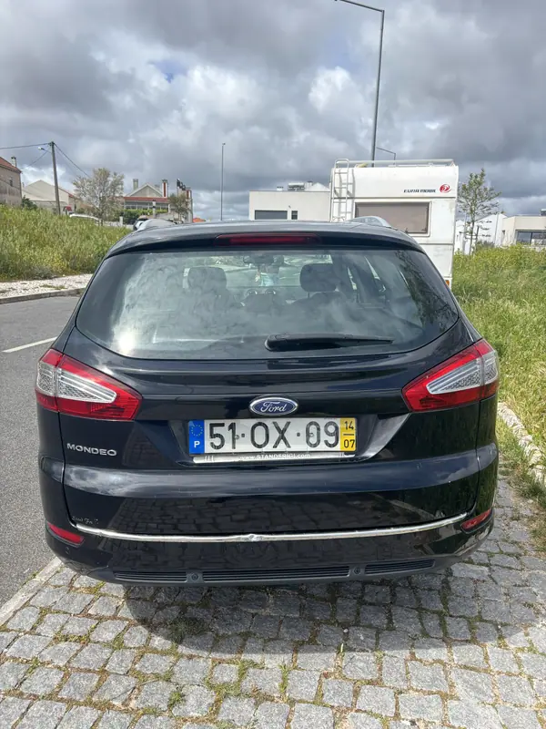 Ford Mondeo 2014 - 5900 EUR, 195600 km - AUTO.MOTO.pt - 195600km - foto 3 de 14