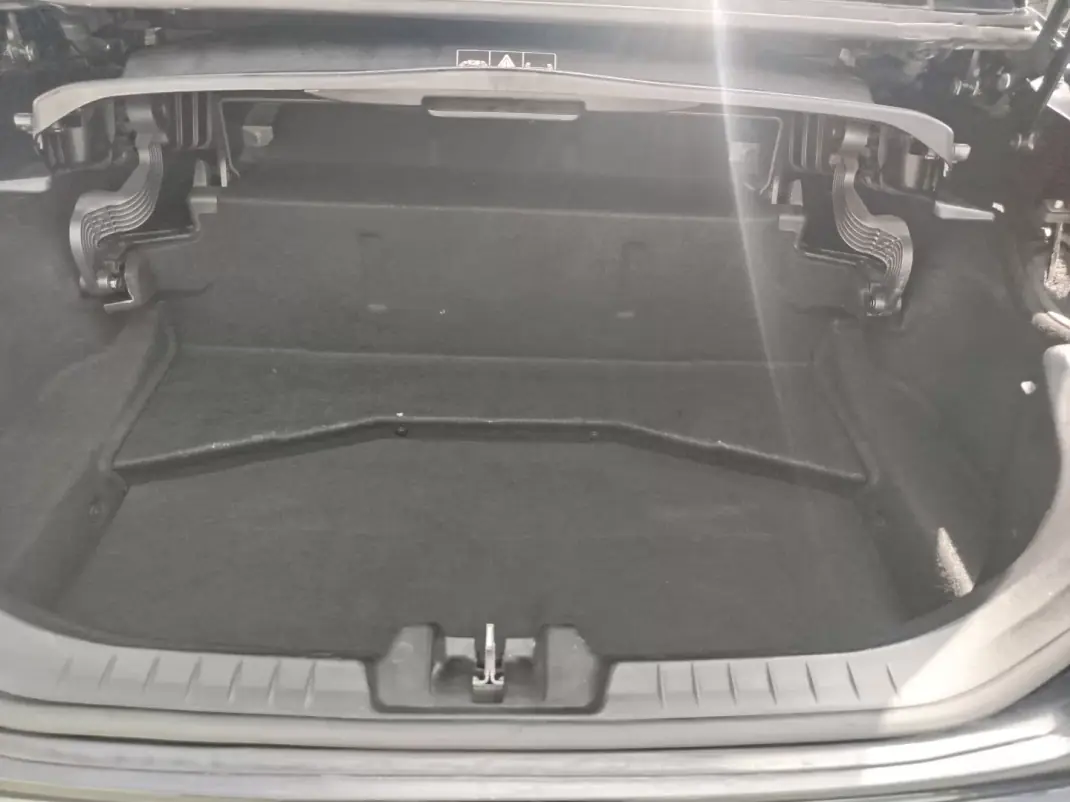 Mercedes-Benz SLK 200 2006 - 15750 EUR, 104655 km - AUTO.MOTO.pt - 104655km - foto 14 de 20
