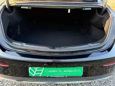 Mercedes-Benz E 220 2017 - 31950 EUR, 241000 km - AUTO.MOTO.pt - 241000km - foto 15 de 51