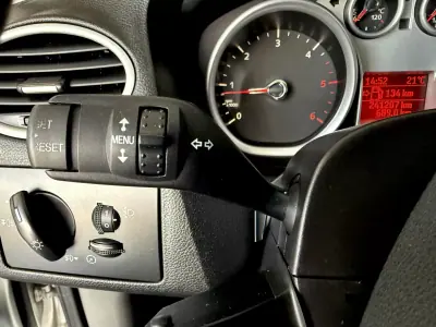 Ford Focus 2008 - 6250 EUR, 241000 km - AUTO.MOTO.pt - 241000km - foto 41 de 60
