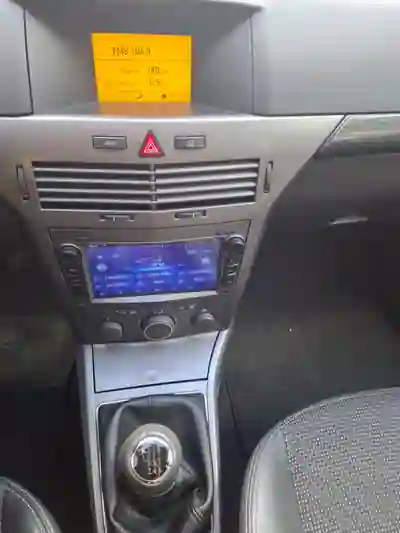 Opel Astra 2005 - 4500 EUR, 310000 km - AUTO.MOTO.pt - 310000km - foto 8 de 14