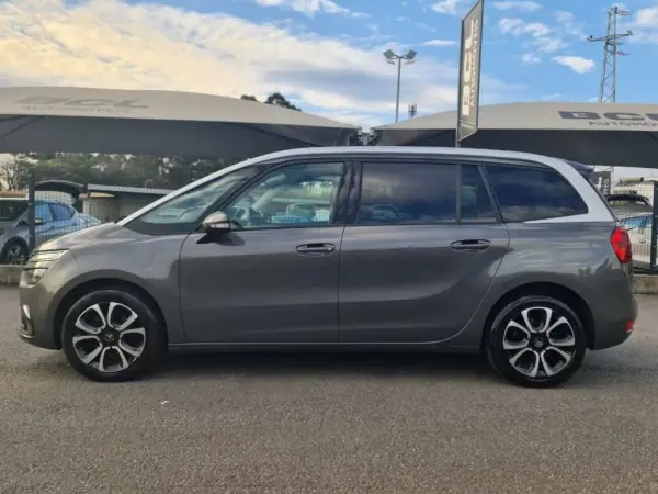 Citroën C4 Spacetourer 2020 - 17990 EUR, 169000 km - AUTO.MOTO.pt - 169000km - foto 8 de 39