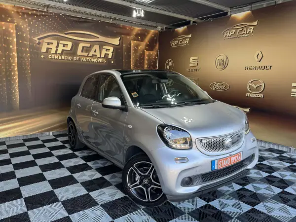 Smart ForFour 2015 - 9490 EUR, 152000 km - AUTO.MOTO.pt - 152000km - foto 15 de 15