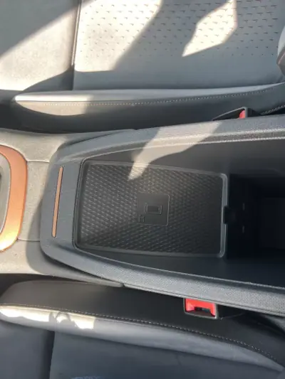 Cupra Born 2021 - 23990 EUR, 120500 km - AUTO.MOTO.pt - 120500km - foto 10 de 18