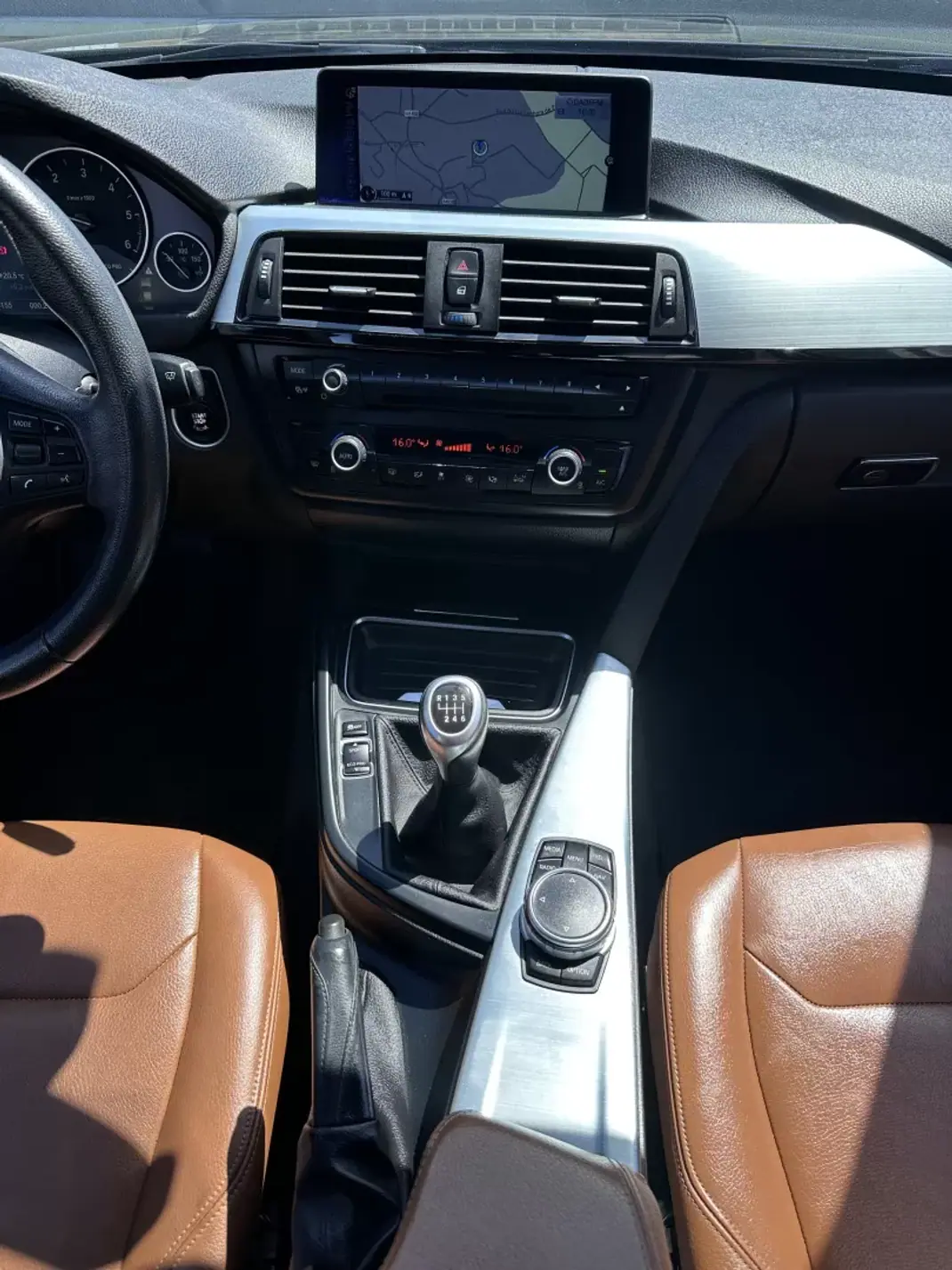 BMW 320 2015 - 14900 EUR, 240000 km - AUTO.MOTO.pt - 240000km - foto 51 de 59