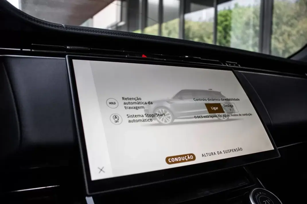 Land Rover Range Rover Sport 2023 - 83990 EUR, 131215 km - AUTO.MOTO.pt - 131215km - foto 43 de 46