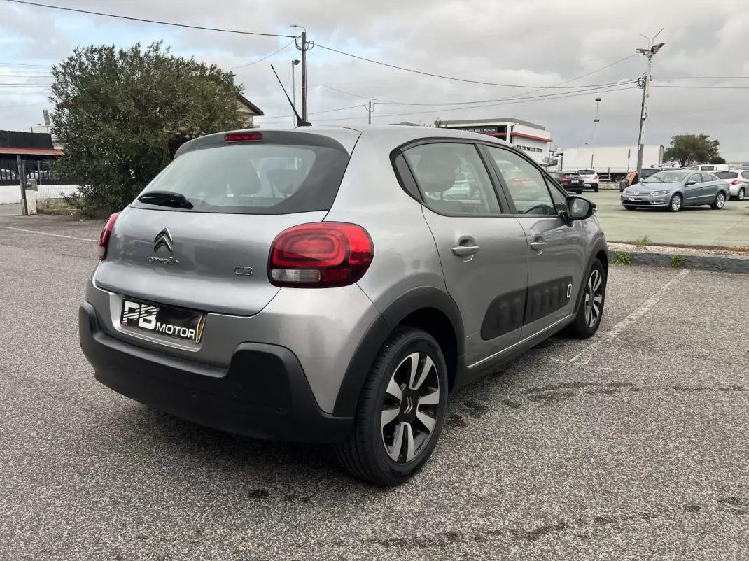 Citroën C3 2019 - 10499 EUR, 239875 km - AUTO.MOTO.pt - 239875km - foto 8 de 14