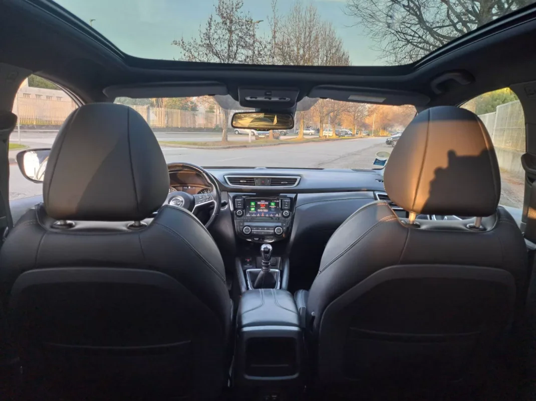 Nissan Qashqai 2020 - 21990 EUR, 139000 km - AUTO.MOTO.pt - 139000km - foto 12 de 19