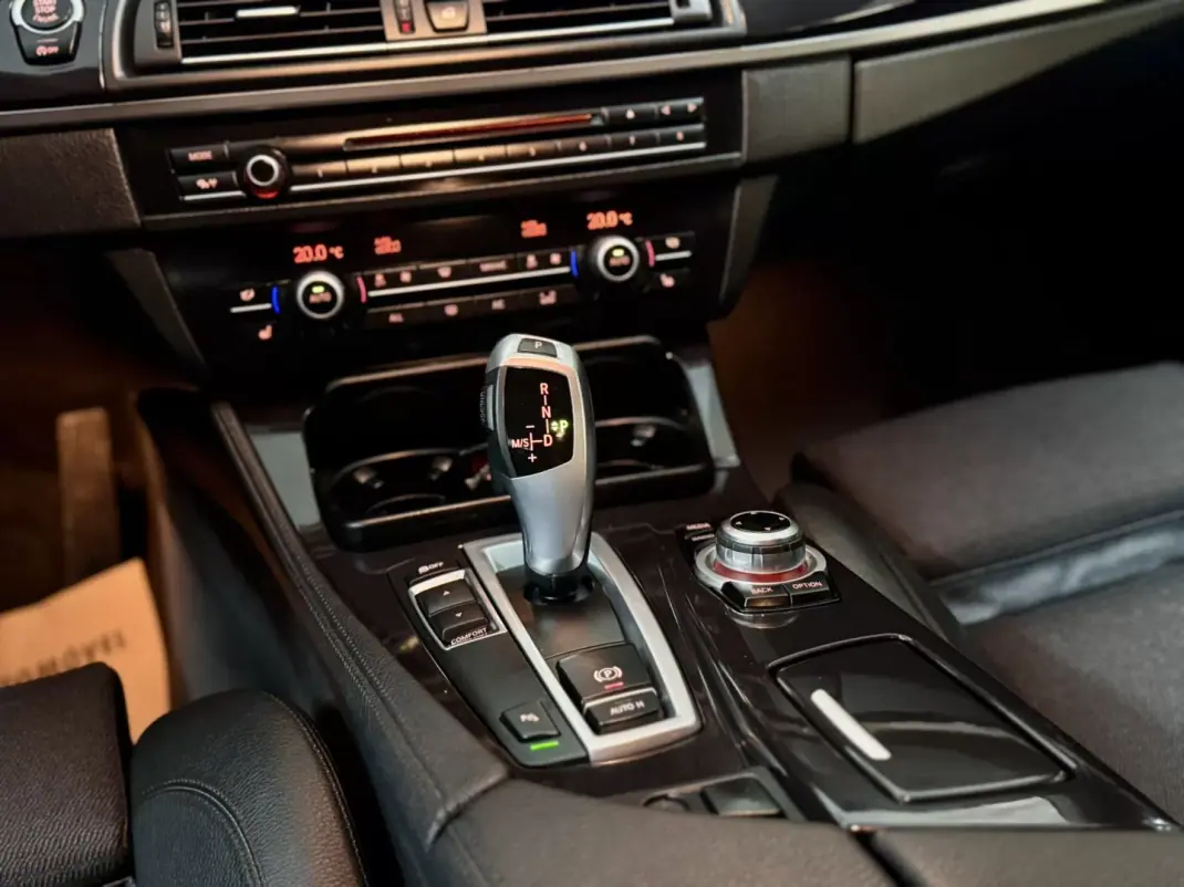 BMW 520 2012 - 15950 EUR, 197000 km - AUTO.MOTO.pt - 197000km - foto 32 de 57