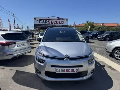 Citroën C4 Picasso 2015 - 14500 EUR, 138345 km - AUTO.MOTO.pt - 138345km - foto 2 de 39