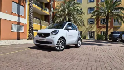 Smart ForTwo Coupé 2017 - 12480 EUR, 45000 km - AUTO.MOTO.pt - 45000km - foto 2 de 7