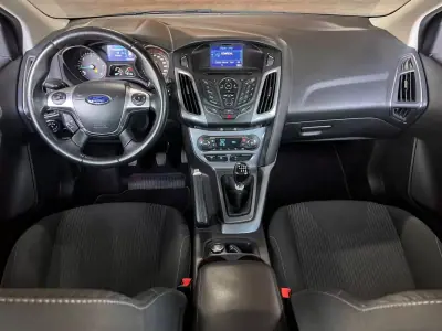 Ford Focus SW 2014 - 6900 EUR, 169769 km - 169769km - foto 6 de 18
