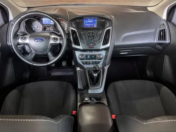 Ford Focus SW 2014 - 6900 EUR, 169769 km - 169769km - foto 6 de 18