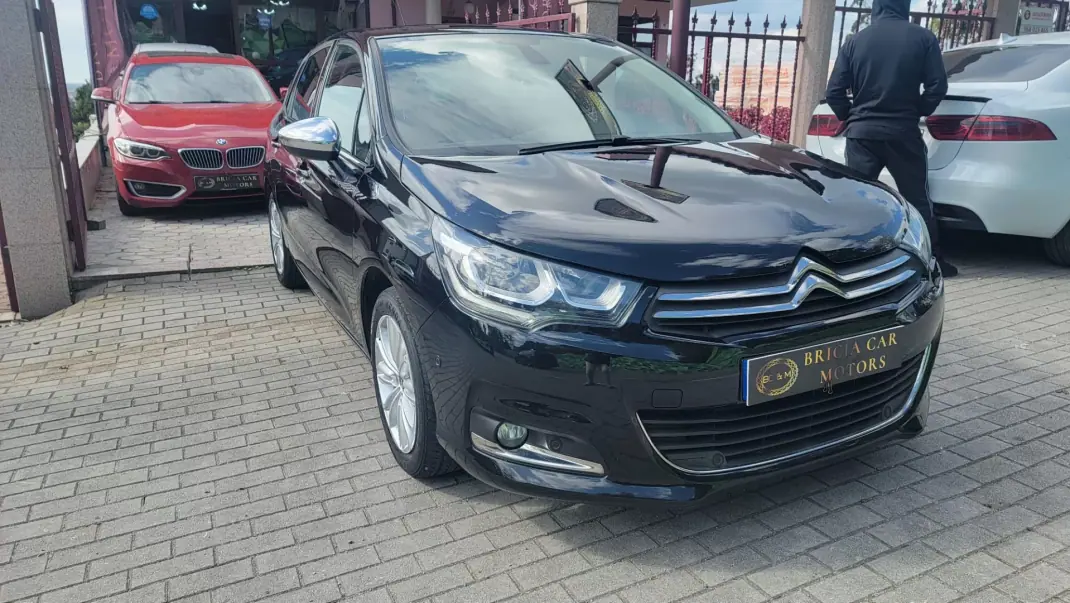 Citroën C4 2016 - 8990 EUR, 140000 km - AUTO.MOTO.pt - 140000km - foto 2 de 39