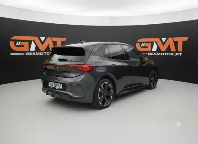 Cupra Born 2022 - 24900 EUR, 77000 km - AUTO.MOTO.pt - 77000km - foto 4 de 16