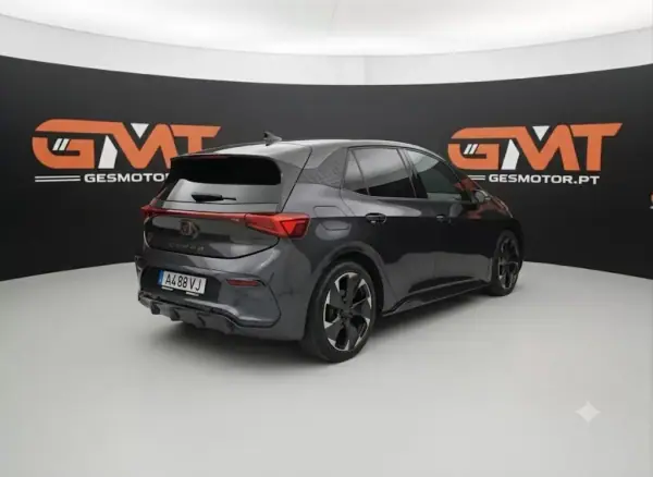 Cupra Born 2022 - 24900 EUR, 77000 km - AUTO.MOTO.pt - 77000km - foto 4 de 16