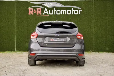 Ford Focus 2018 - 14990 EUR, 104000 km - AUTO.MOTO.pt - 104000km - foto 7 de 29