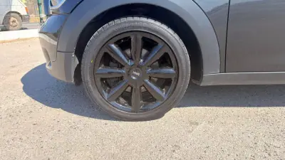 MINI Countryman 2014 - 10900 EUR, 210242 km - 210242km - foto 6 de 17