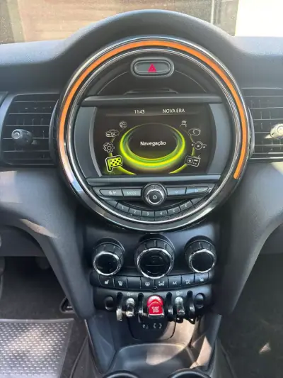 MINI Cooper 2016 - 13900 EUR, 160000 km - AUTO.MOTO.pt - 160000km - foto 15 de 24